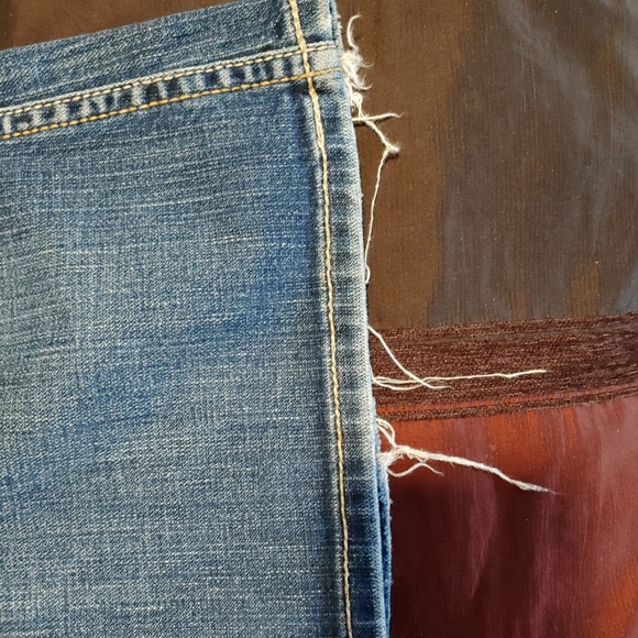 Clearance: BKE size 30x33 1\2 - Picture 5 of 8